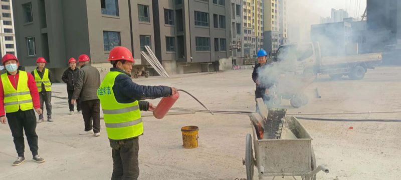 集團(tuán)中華路七個城中村（晁家村）安置房項(xiàng)目部消防演練活動