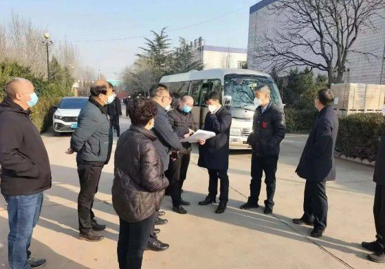 安陽(yáng)市委副書記、市長(zhǎng)高永深入集團(tuán)公司援建文峰區(qū)方艙隔離點(diǎn)改建項(xiàng)目實(shí)地調(diào)研